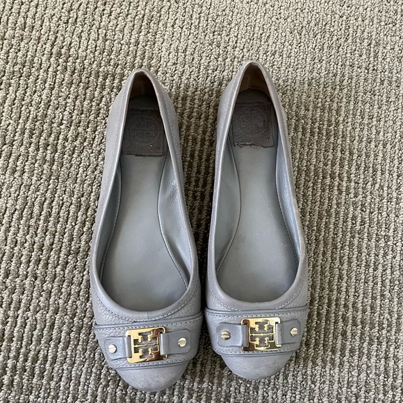 Tory Burch Shoes - Tory Burch Grey Round Toe Ballet Flats